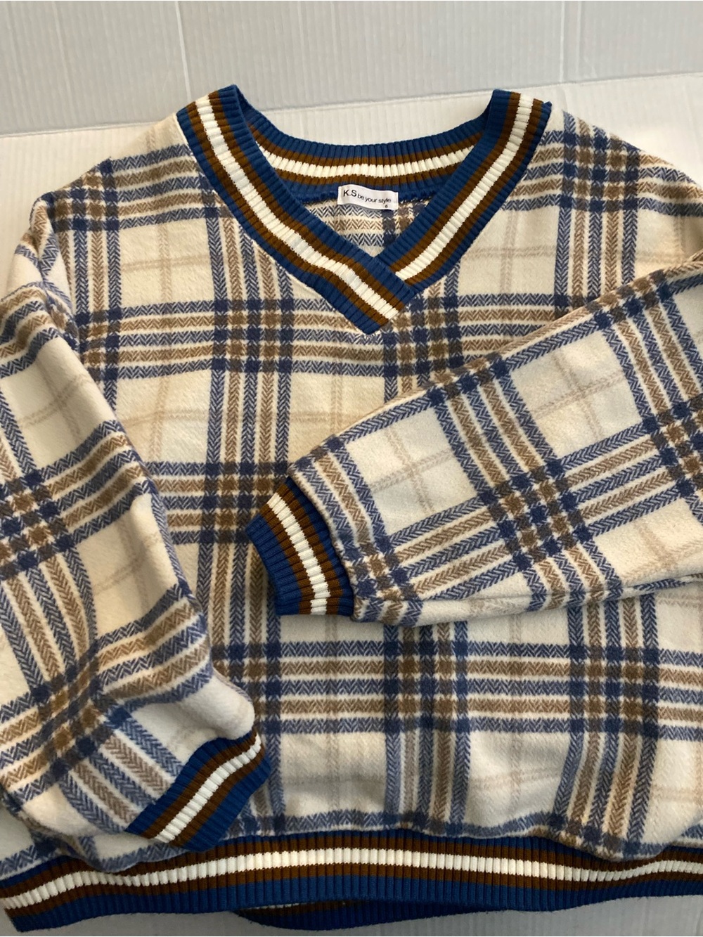 Plaid V-Neck Sweater in Cream, Blue, and Brown